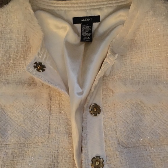 Jacket - Picture 3 of 4